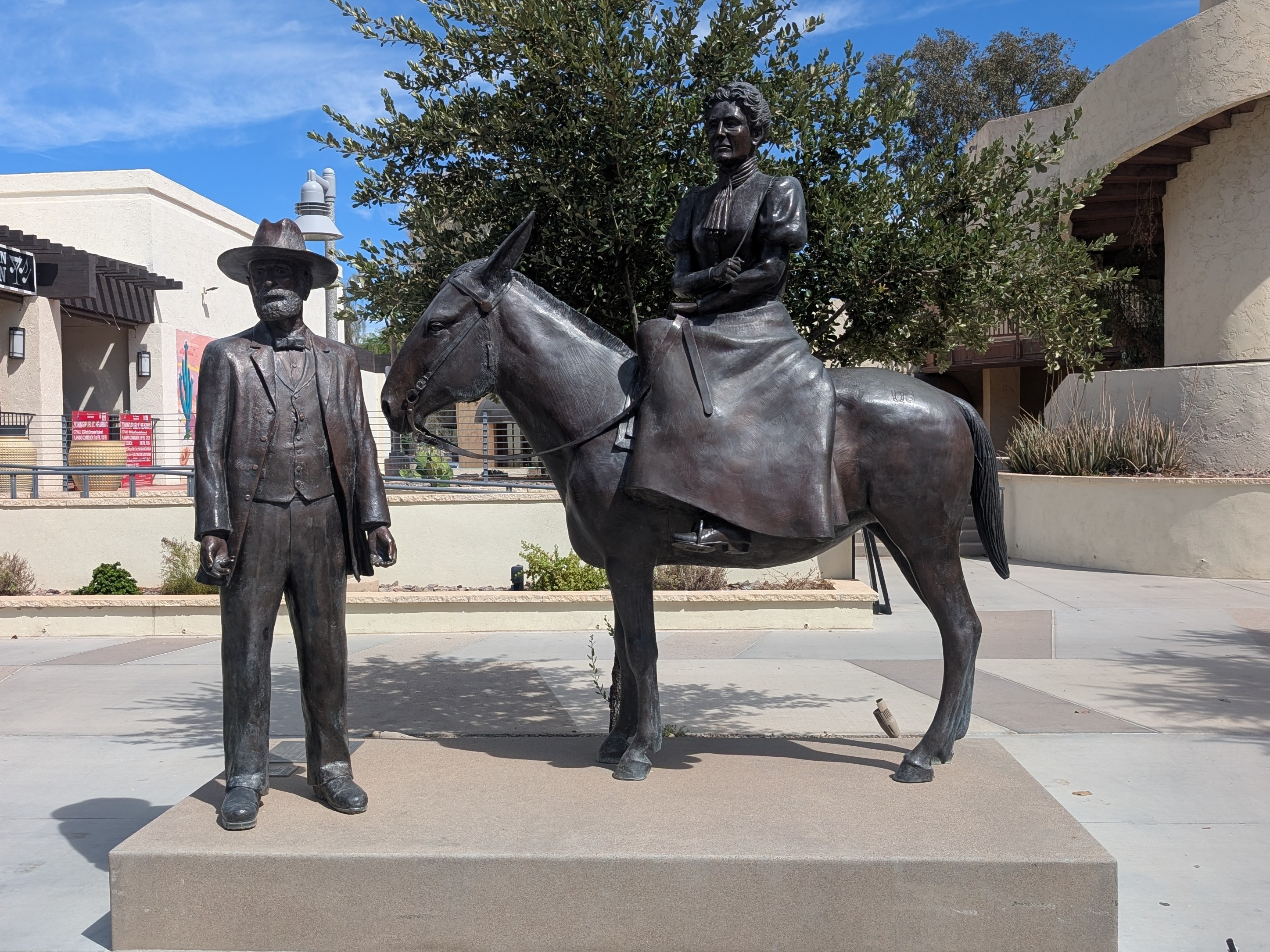 Hot Suns & Warm Welcomes: What We Learned When Our Scottsdale Trip Fell Apart